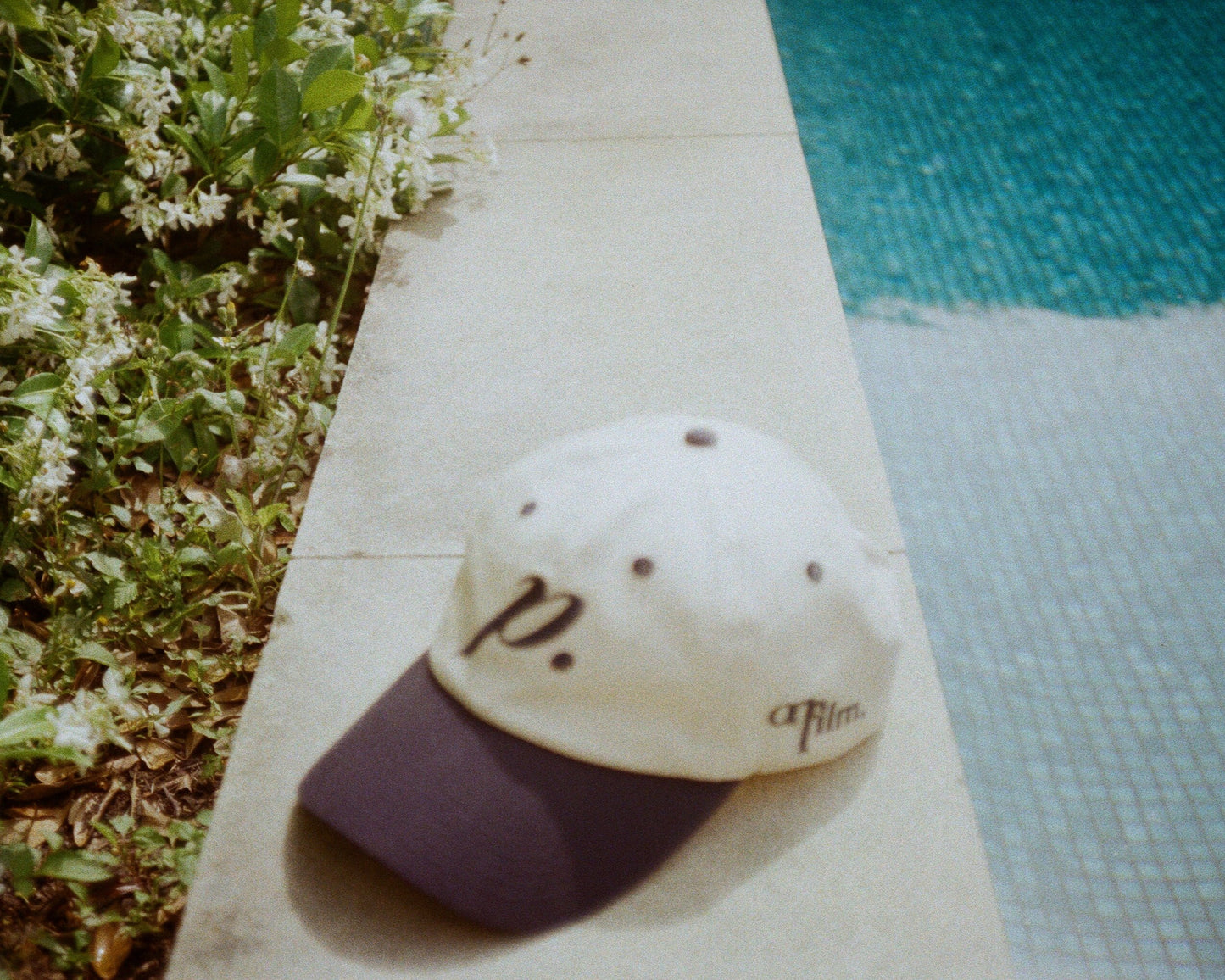 001 SERIES 6 Panel - Blue & Off-white